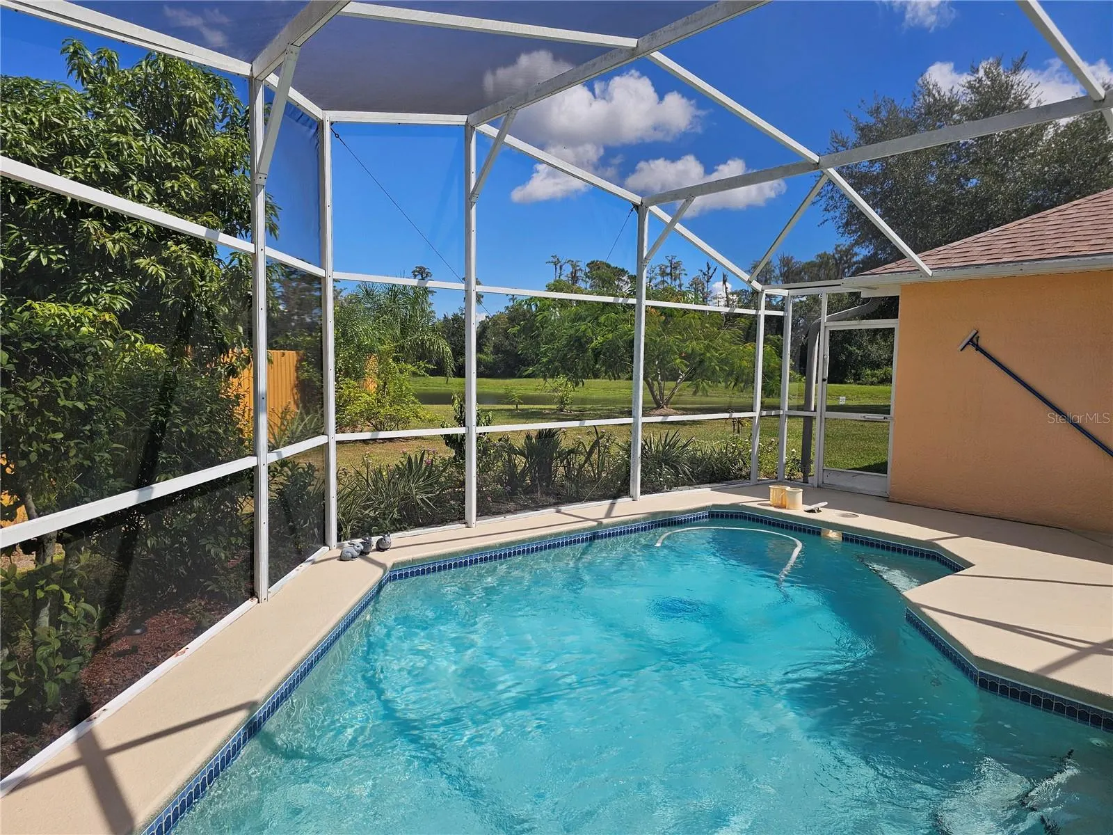 501 OAK BRANCH CT