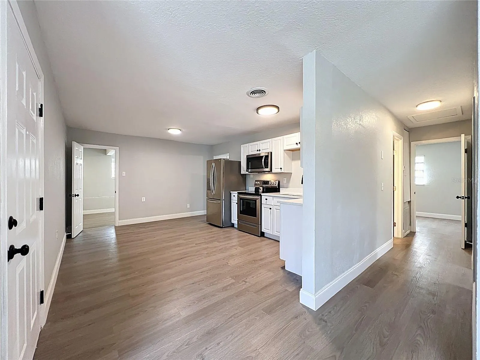 612 ACAPULCA WAY
