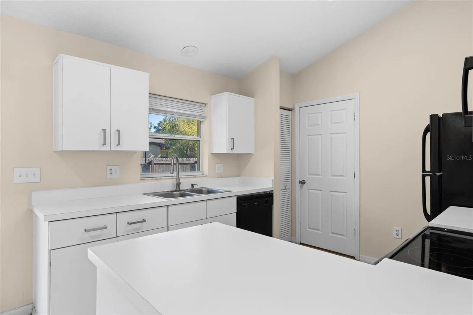 3141 ENCLAVE CT
