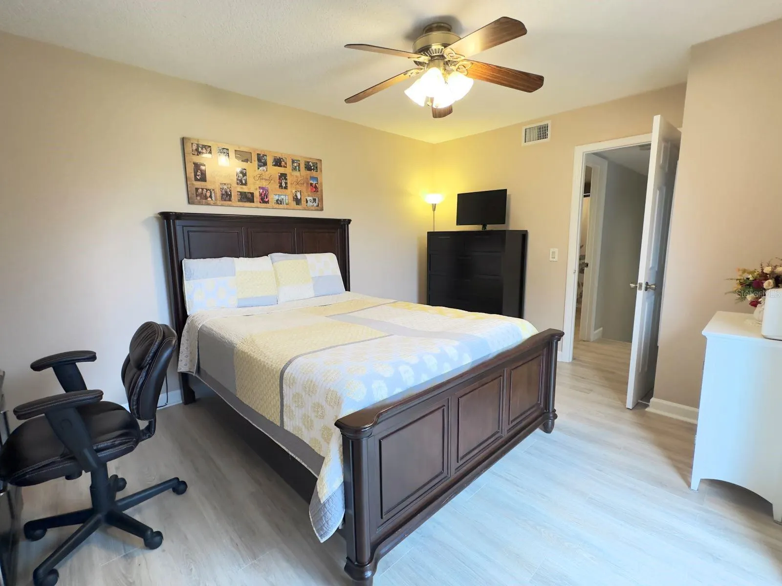 620 6TH WAY