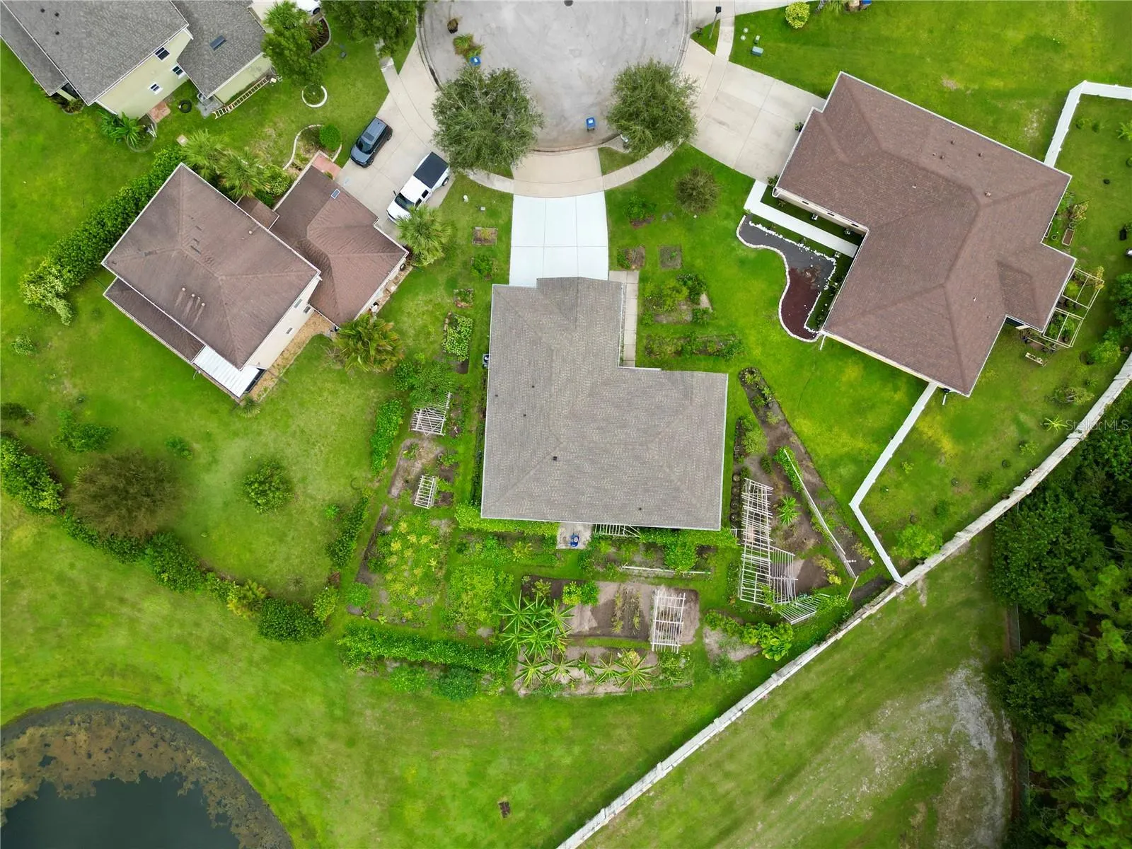 4168 KEY COLONY PL