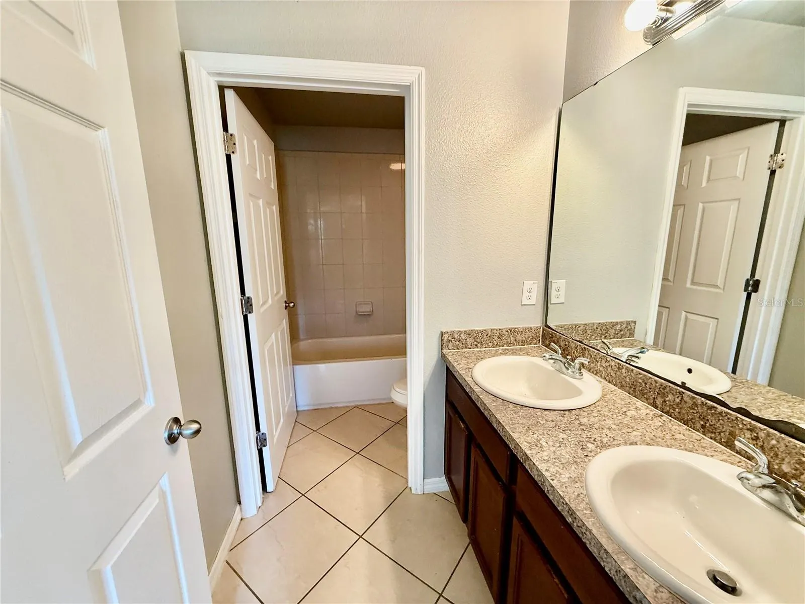 4714 GREYCLIFF PRAIRIE DR
