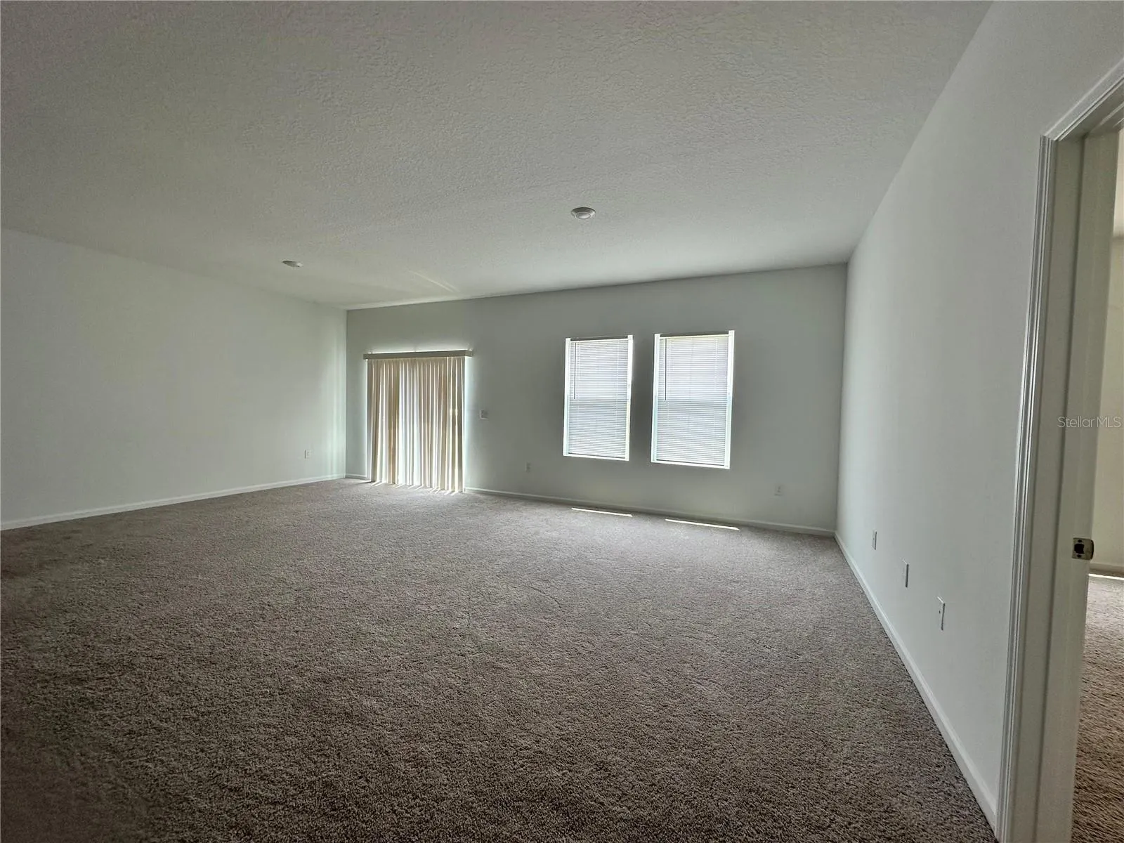 545 HENNEPIN LOOP