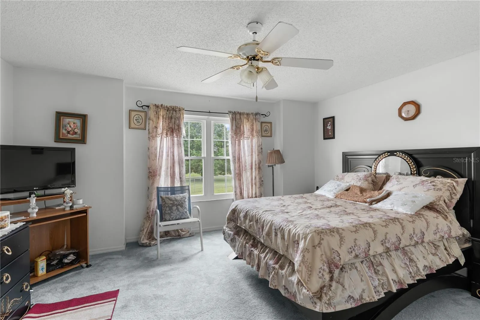 321 EDGEWOOD CT