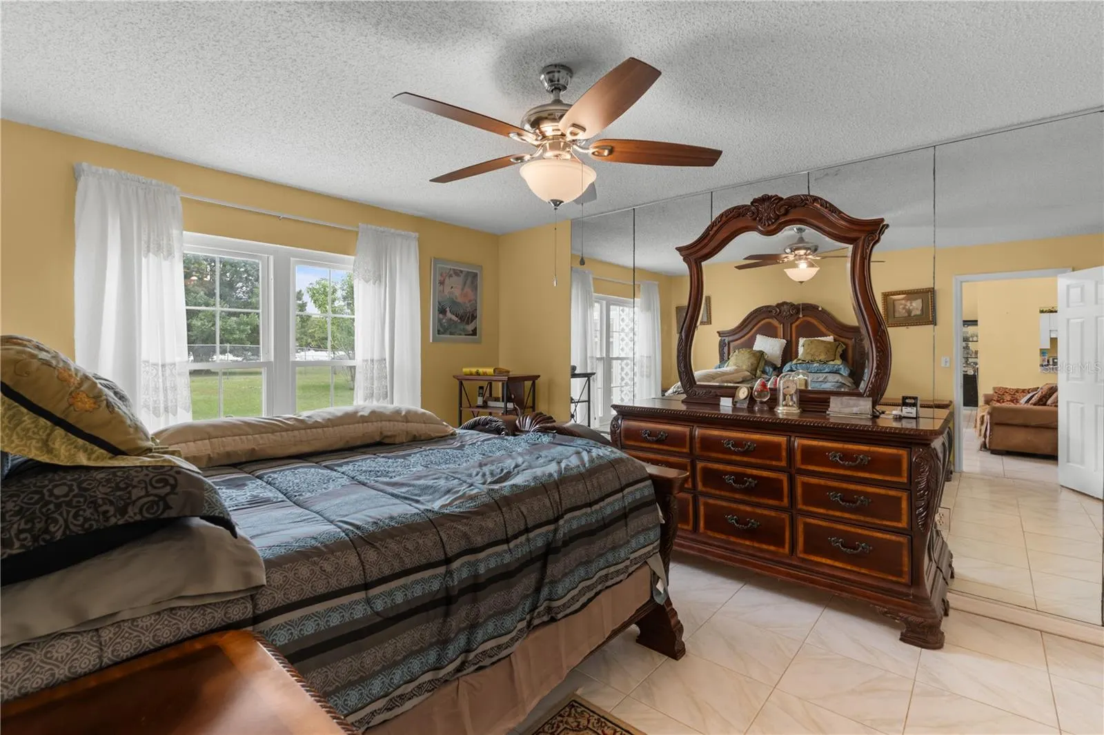 321 EDGEWOOD CT