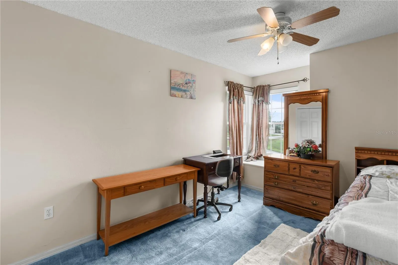 321 EDGEWOOD CT