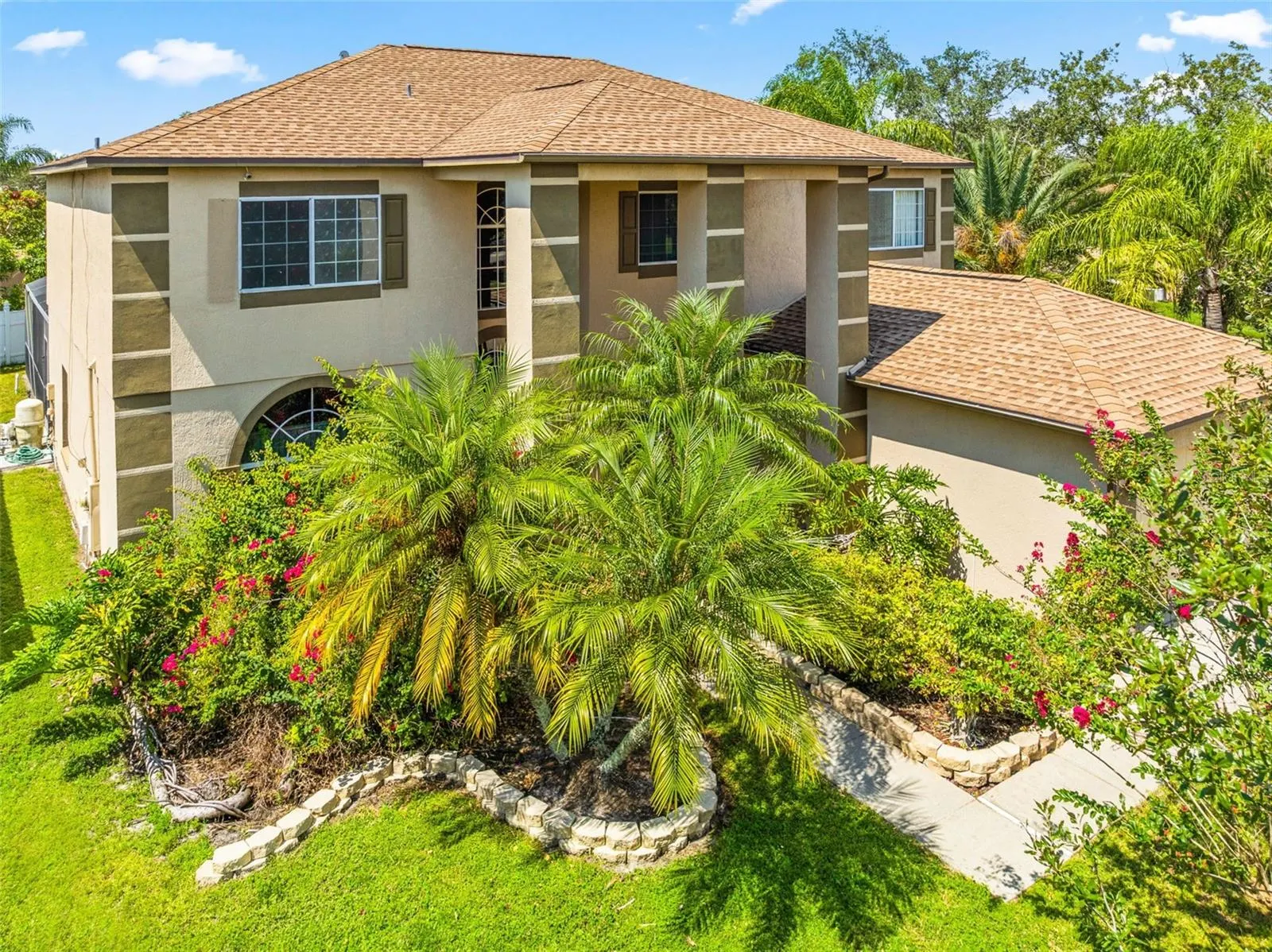 214 FARRINGTON LN