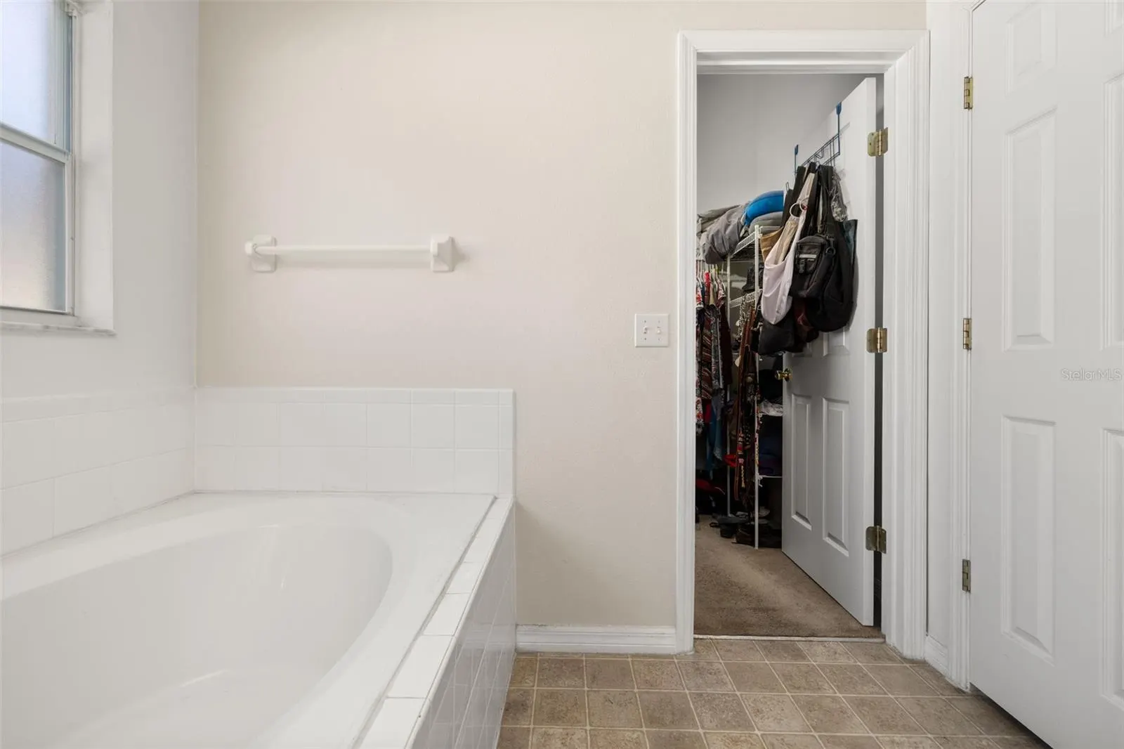 135 JESSAMINE DR