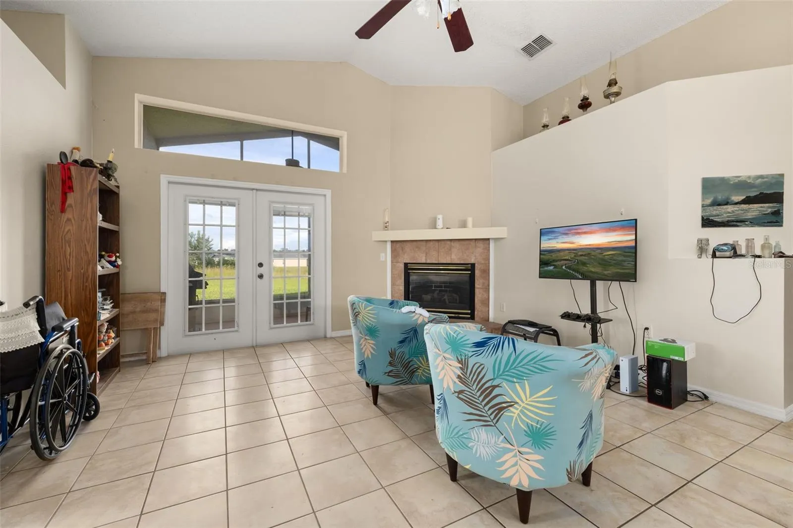 135 JESSAMINE DR