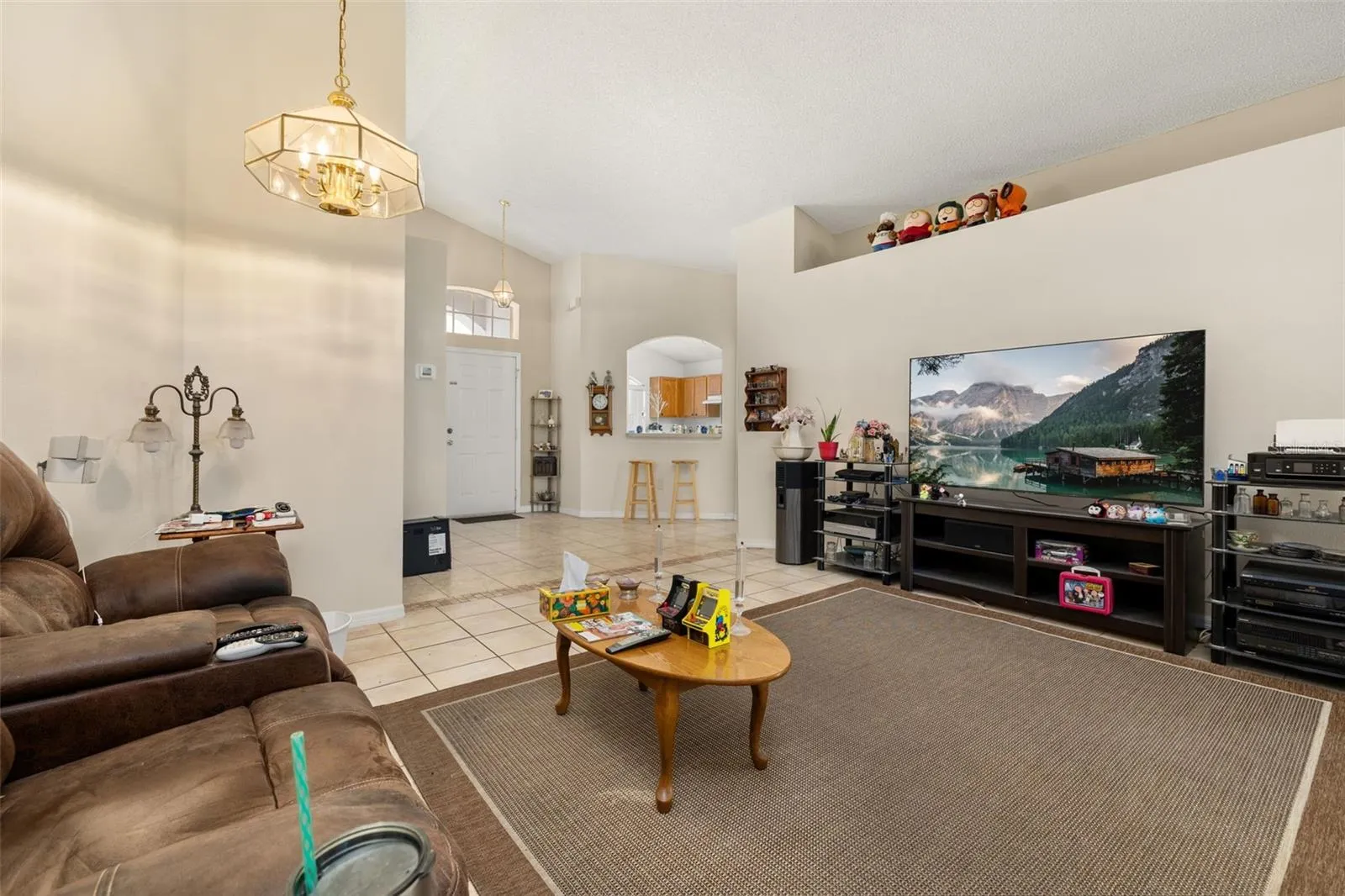 135 JESSAMINE DR