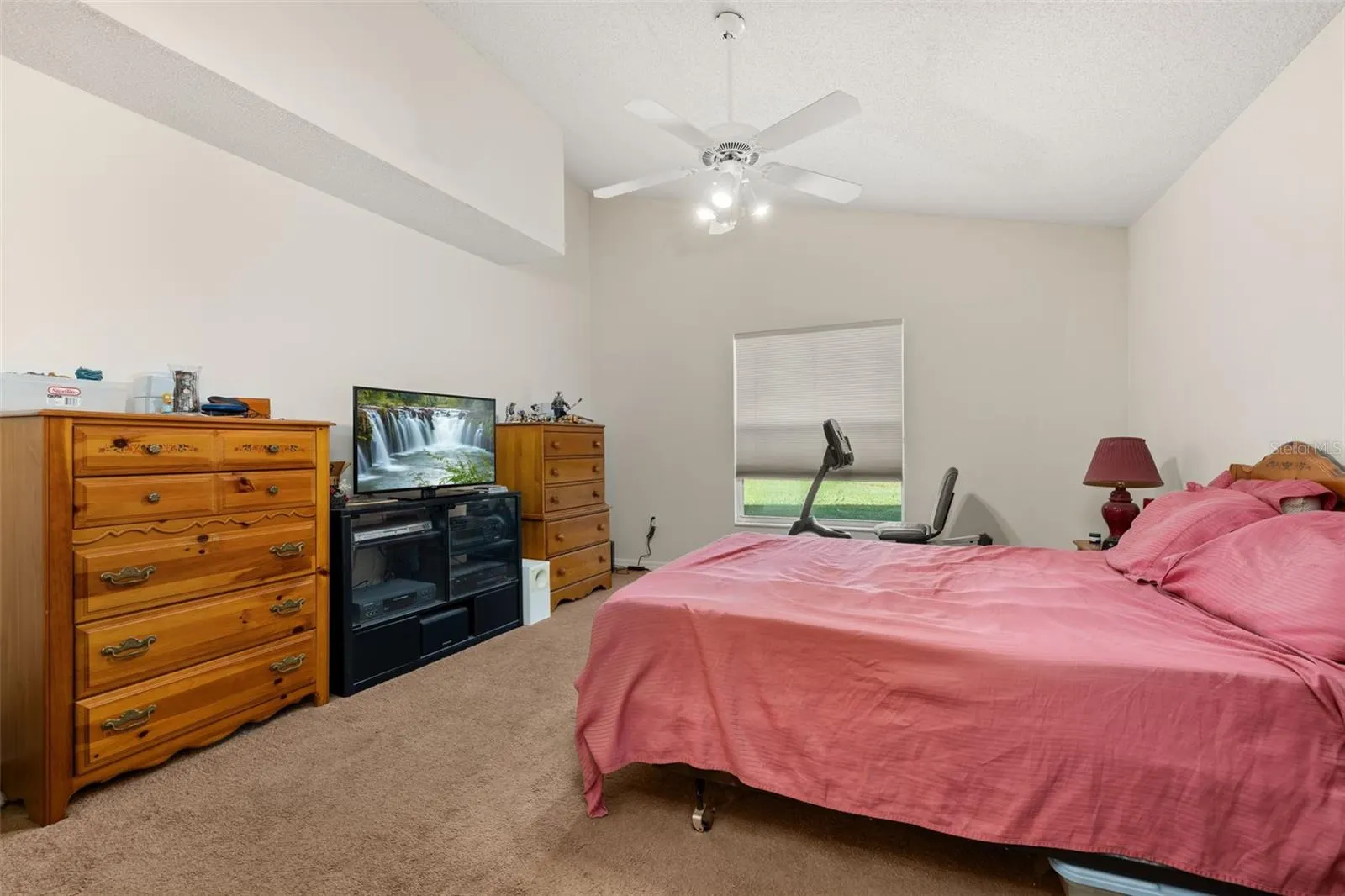 135 JESSAMINE DR