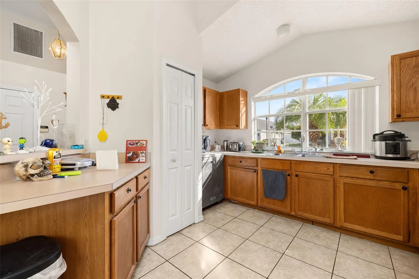 135 JESSAMINE DR