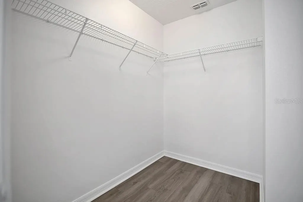 303 ANCHOVIE CT