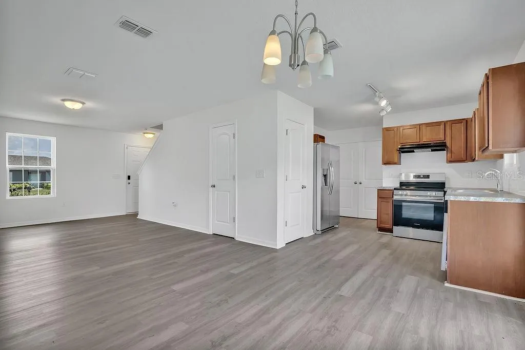 303 ANCHOVIE CT