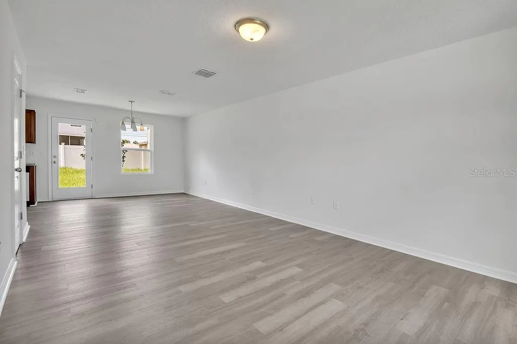 303 ANCHOVIE CT