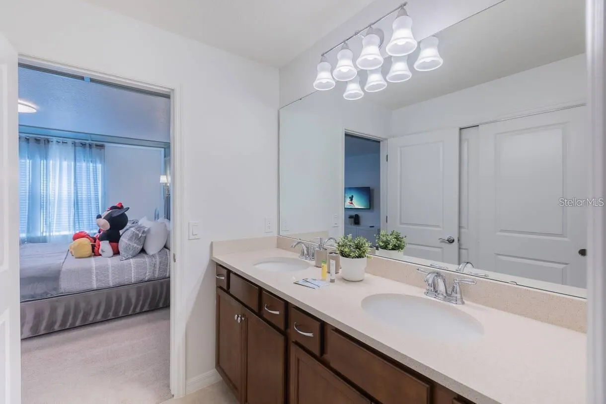 136 JETTY WAY