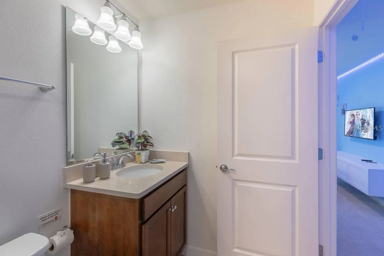 136 JETTY WAY