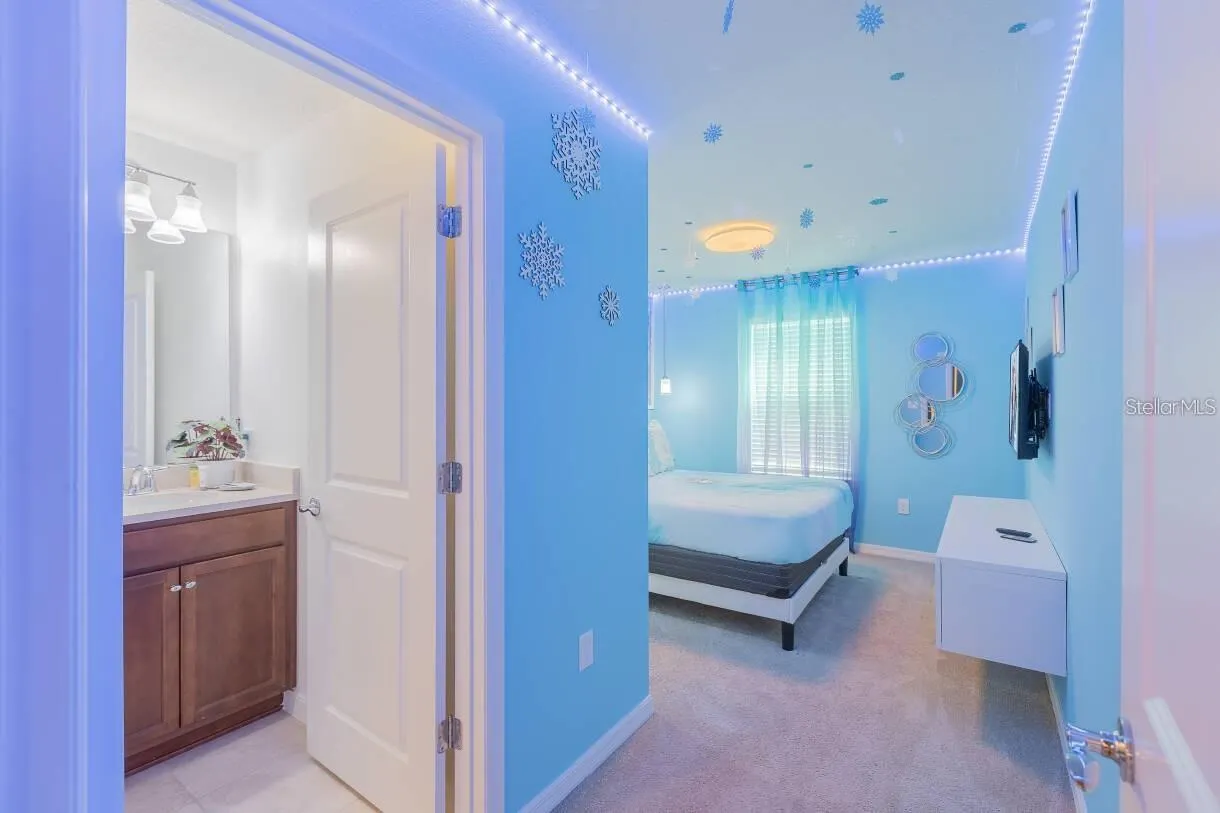 136 JETTY WAY
