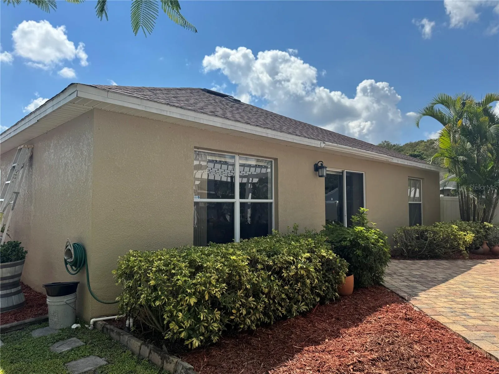 2300 SAPHIRE CT