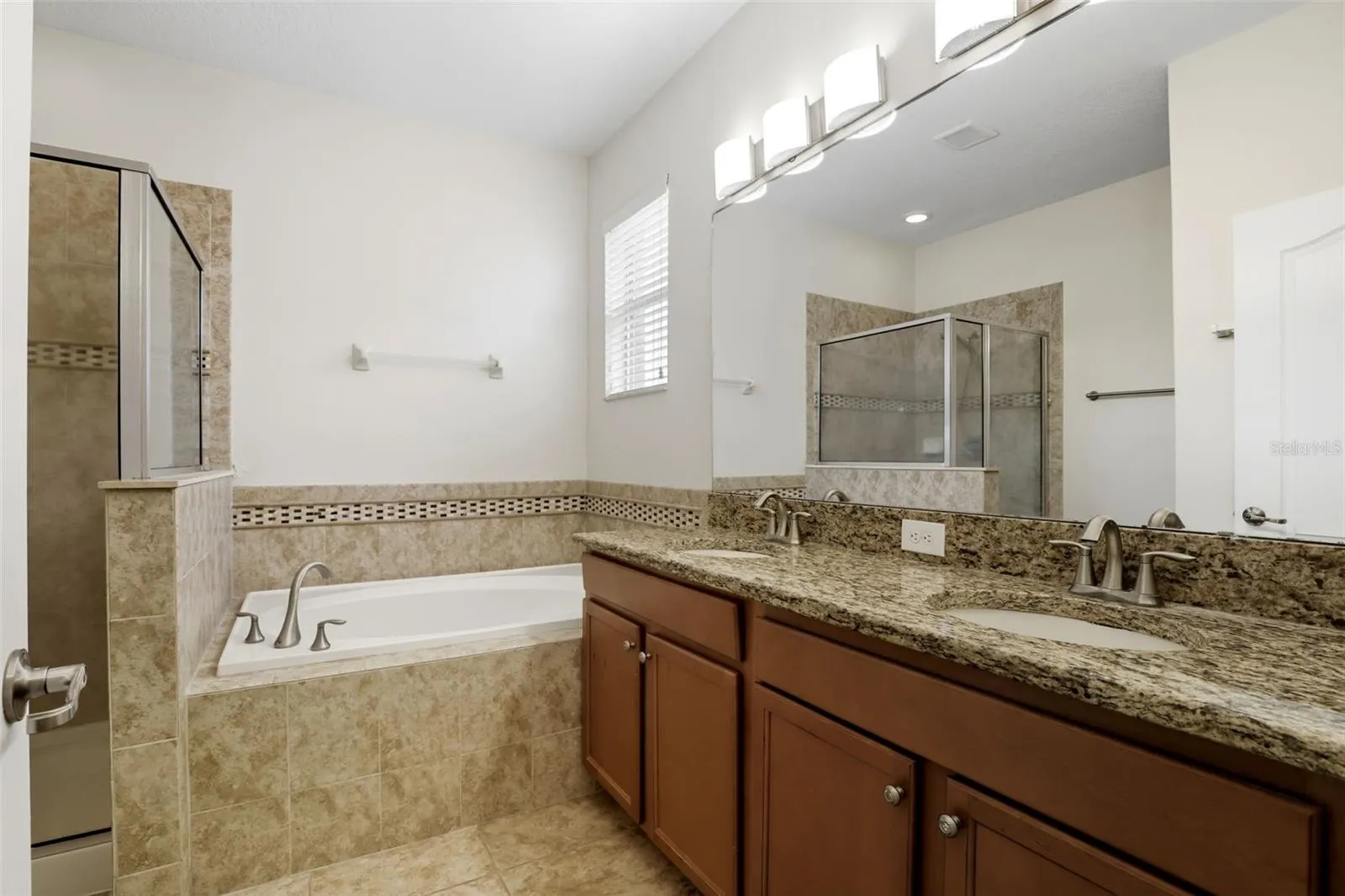 2603 CARRICKTON CIR