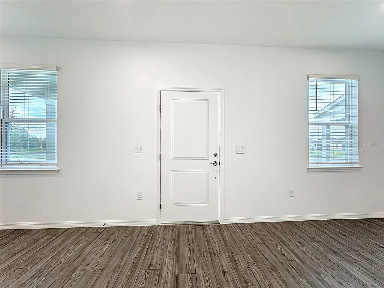 5614 STOCKADE BLVD