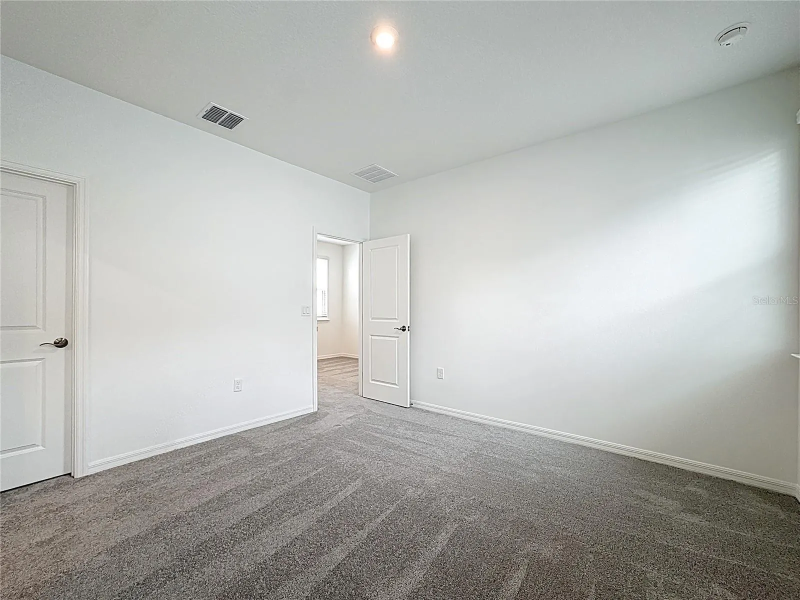 5614 STOCKADE BLVD