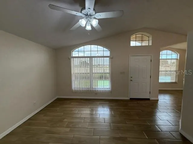2362 HARBOR TOWN DR