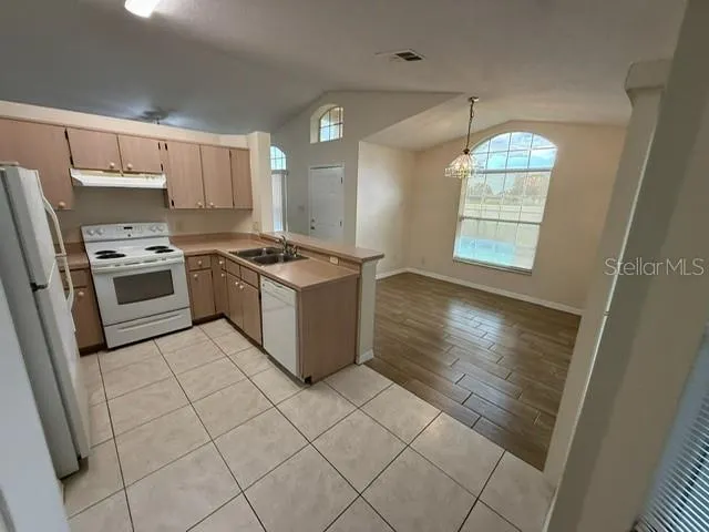 2362 HARBOR TOWN DR