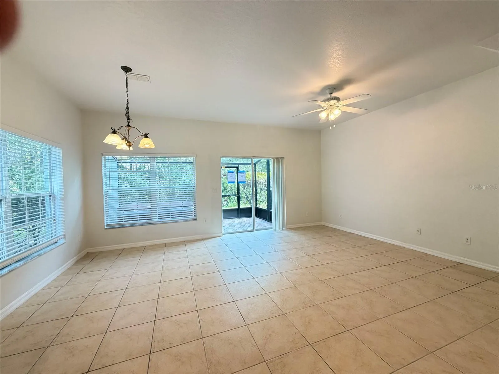 2374 CARAVELLE CIR