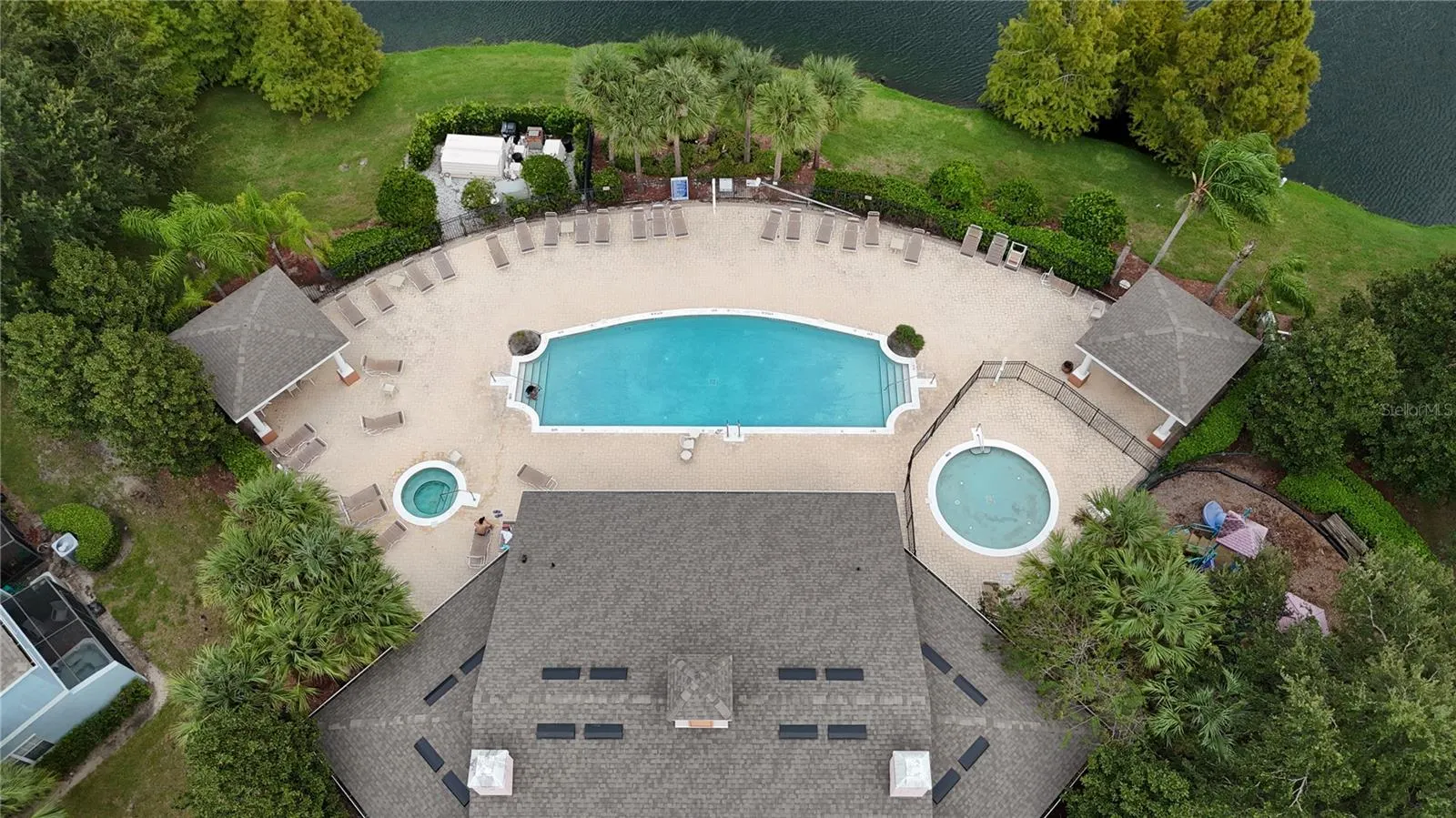 2374 CARAVELLE CIR