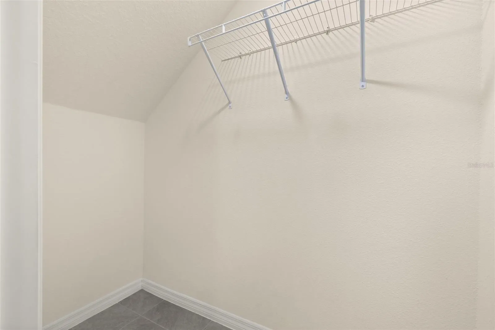 459 LILY LN