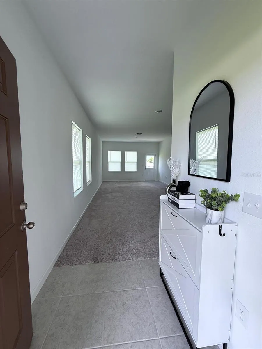 452 HENNEPIN LOOP