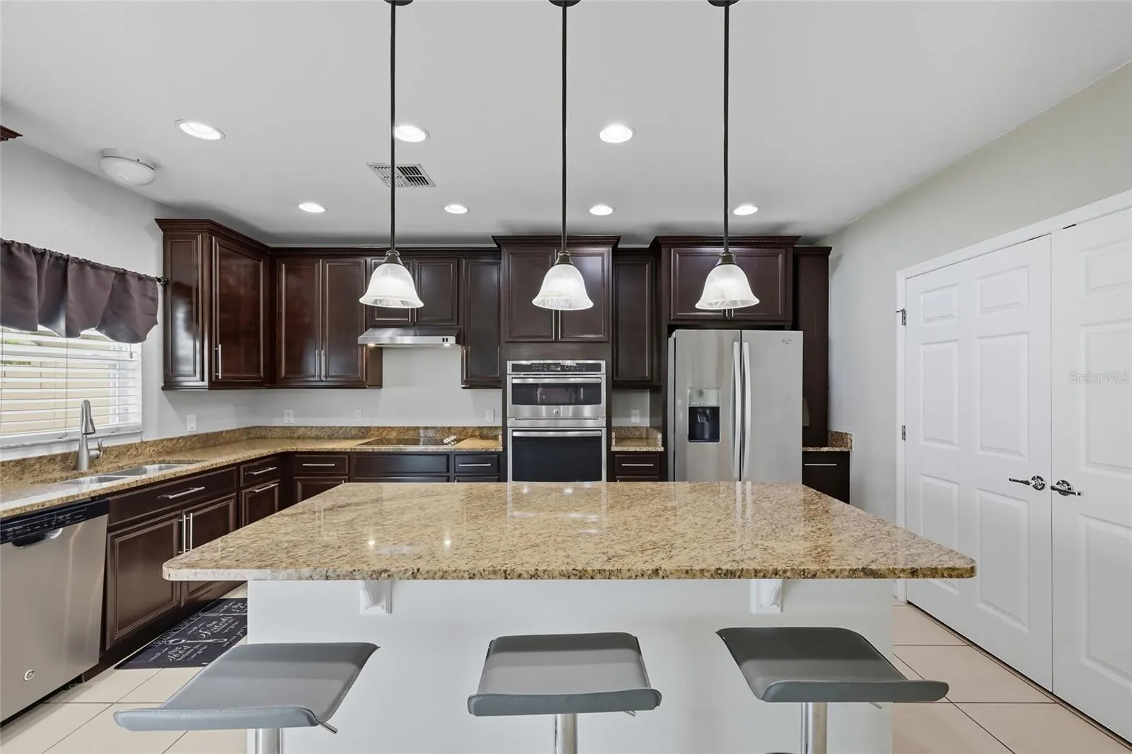 2226 TAYLOR CREEK CT