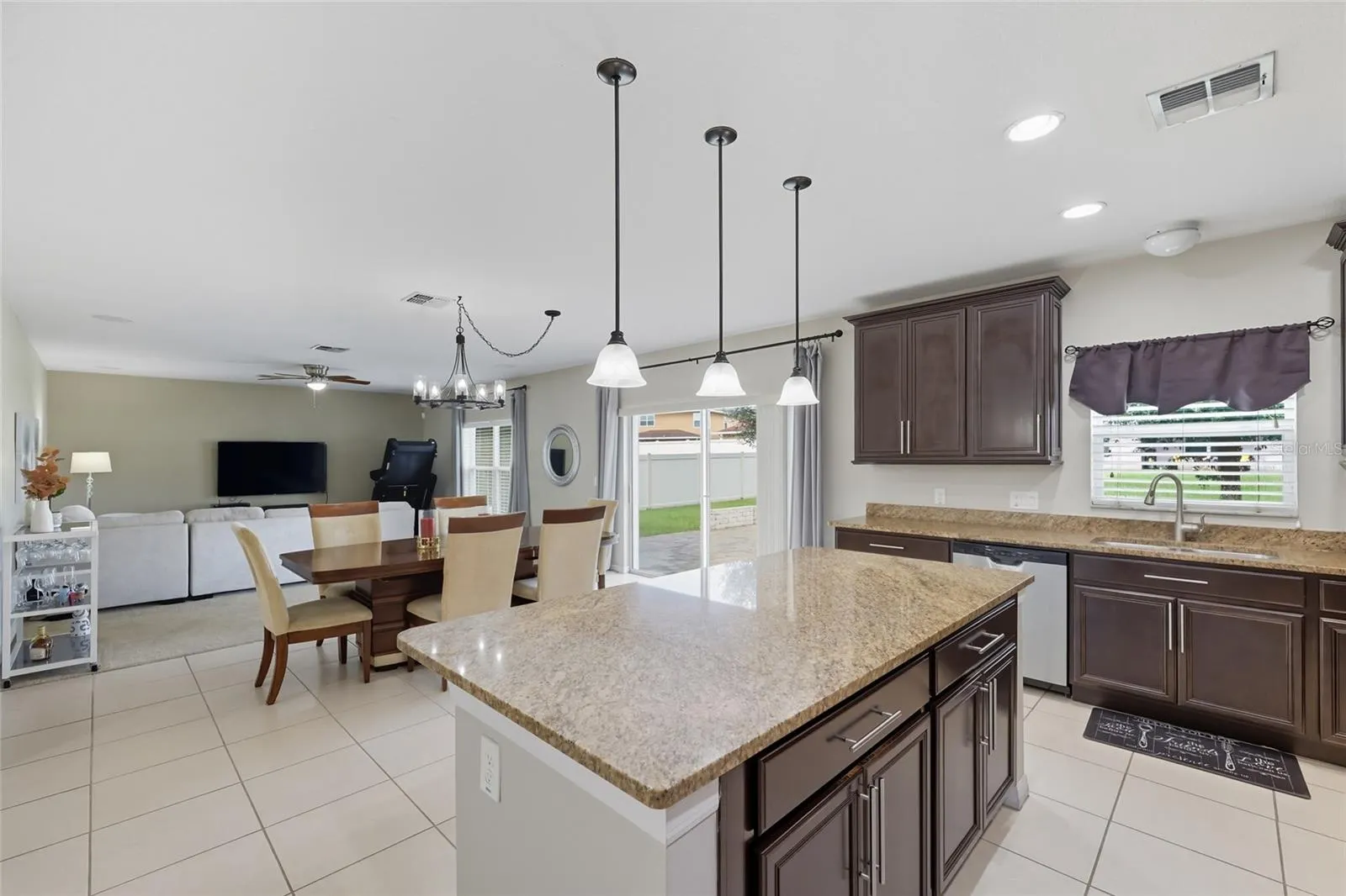 2226 TAYLOR CREEK CT
