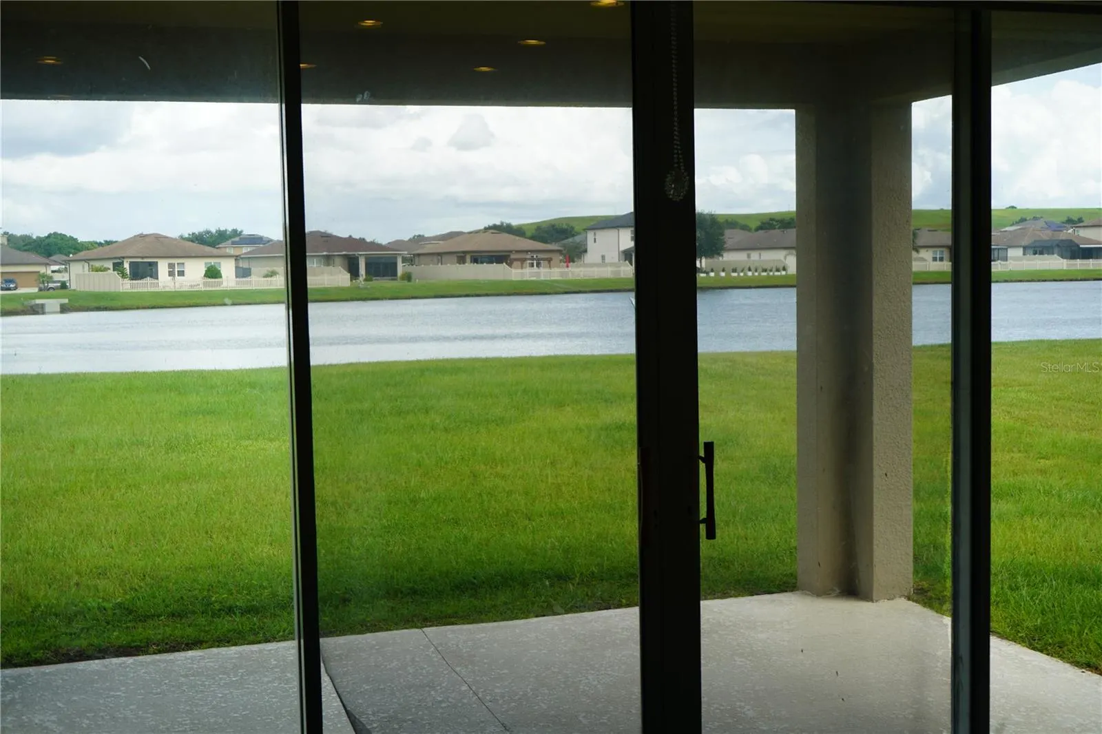 2850 WADEVIEW LOOP
