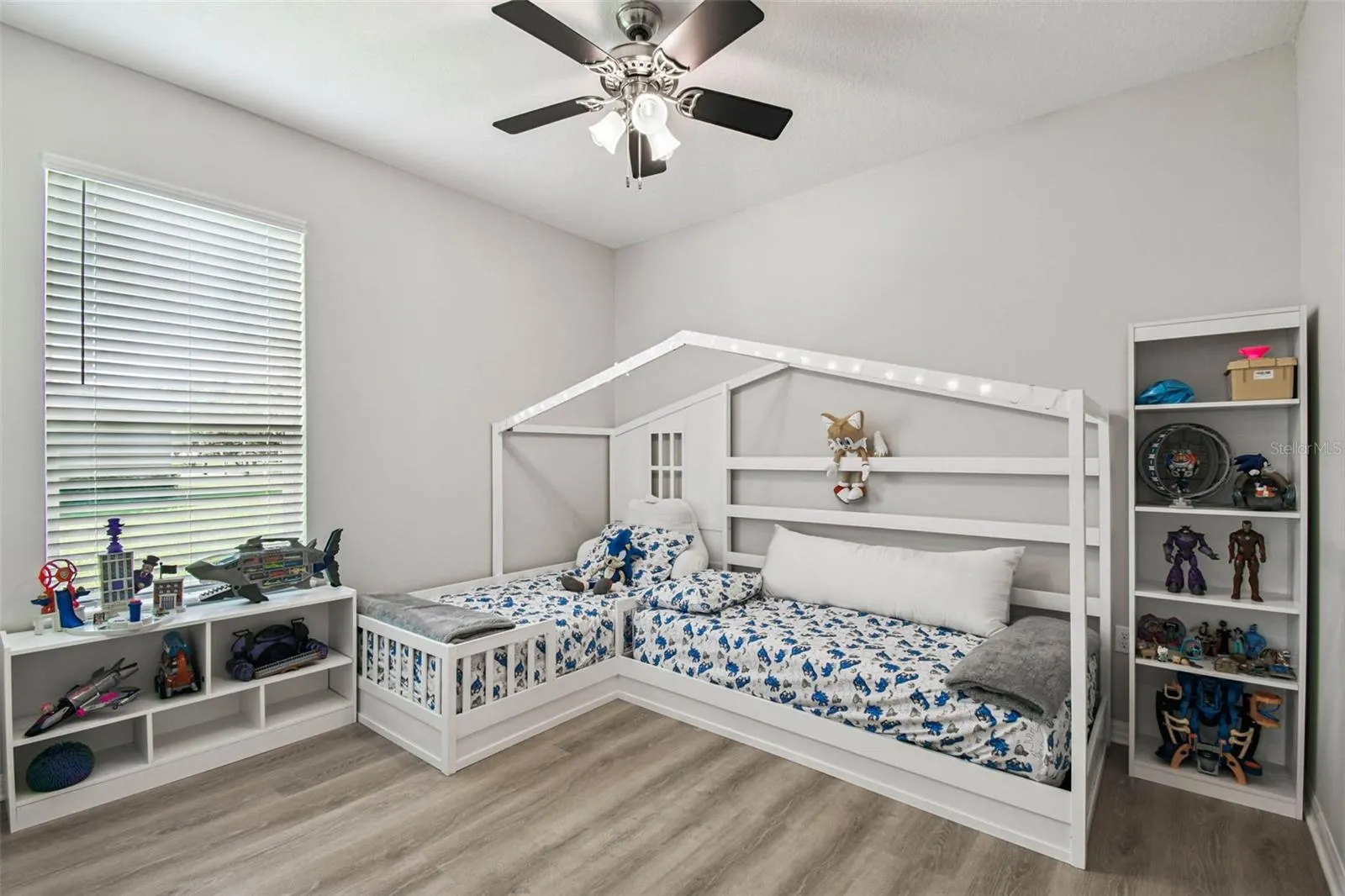 790 CARMEL LN