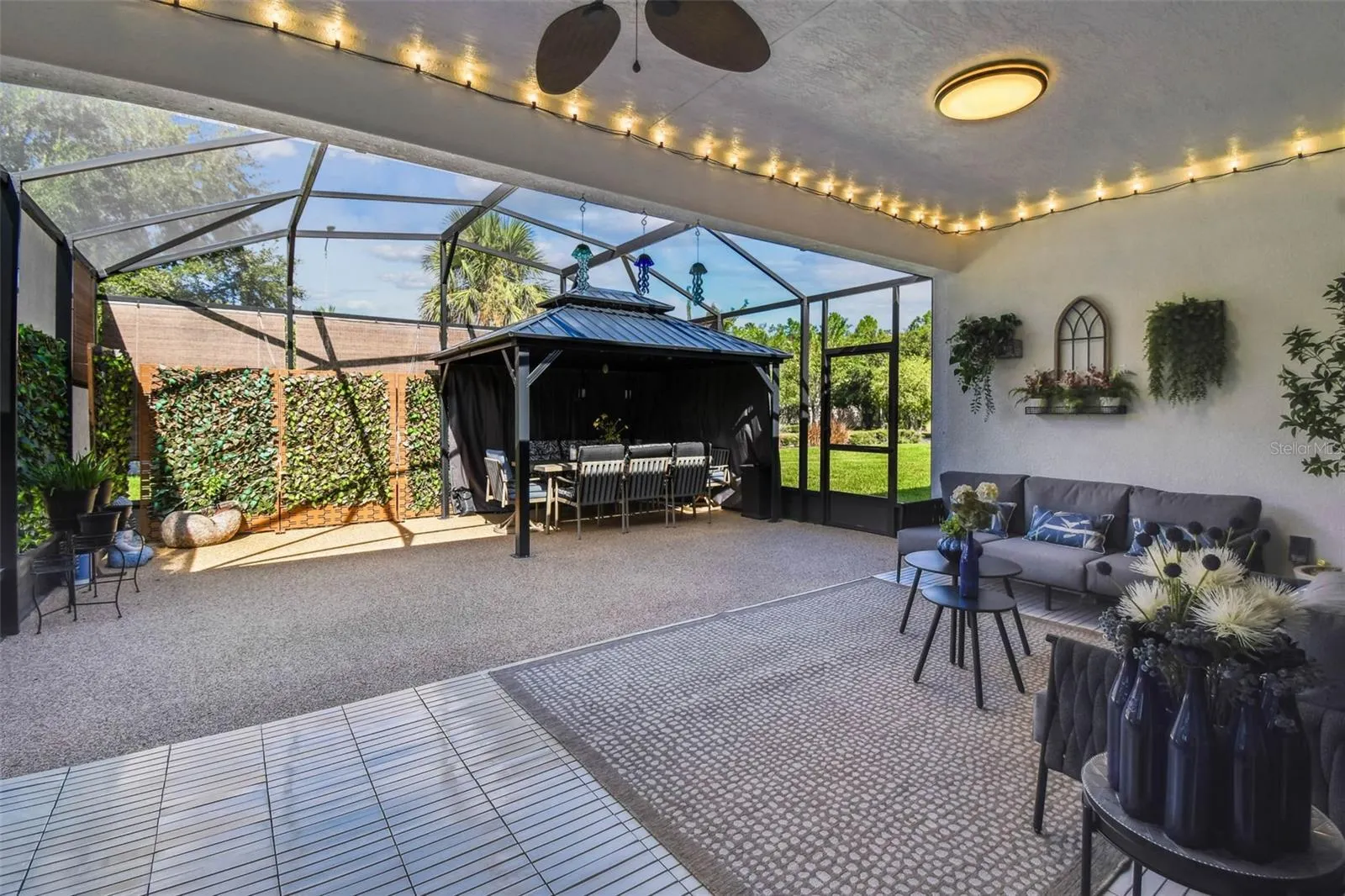 790 CARMEL LN