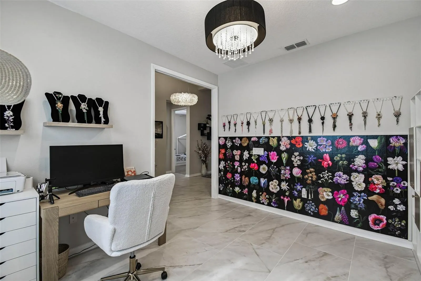 790 CARMEL LN