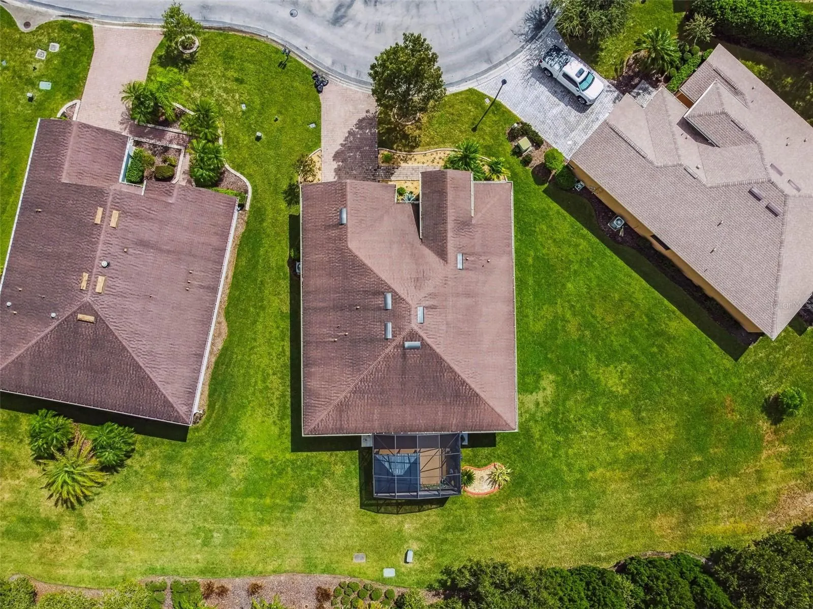 790 CARMEL LN