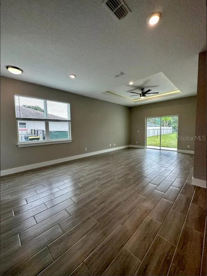 547 ALBATROSS DR #B, #B