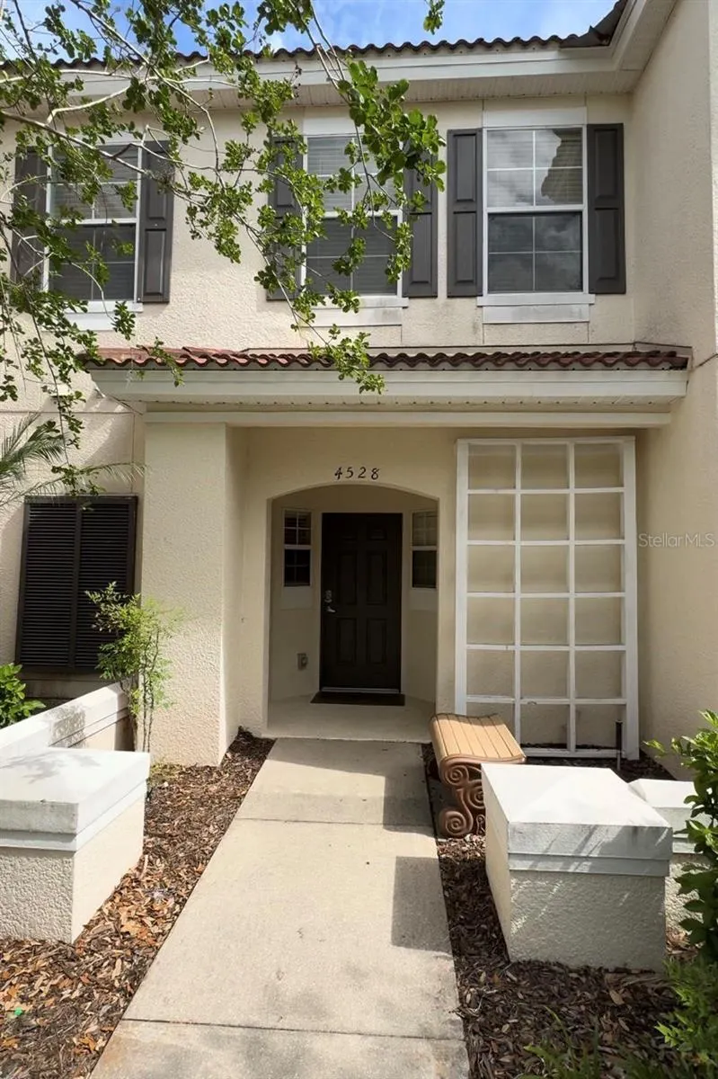 4528 ALBERTO CIR