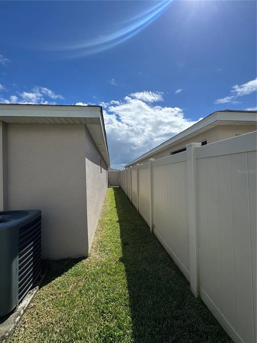 3911 PALAZZO PL