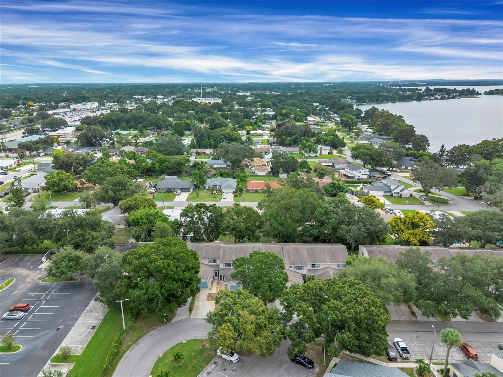 2304 ISLE ROYALE CT SE