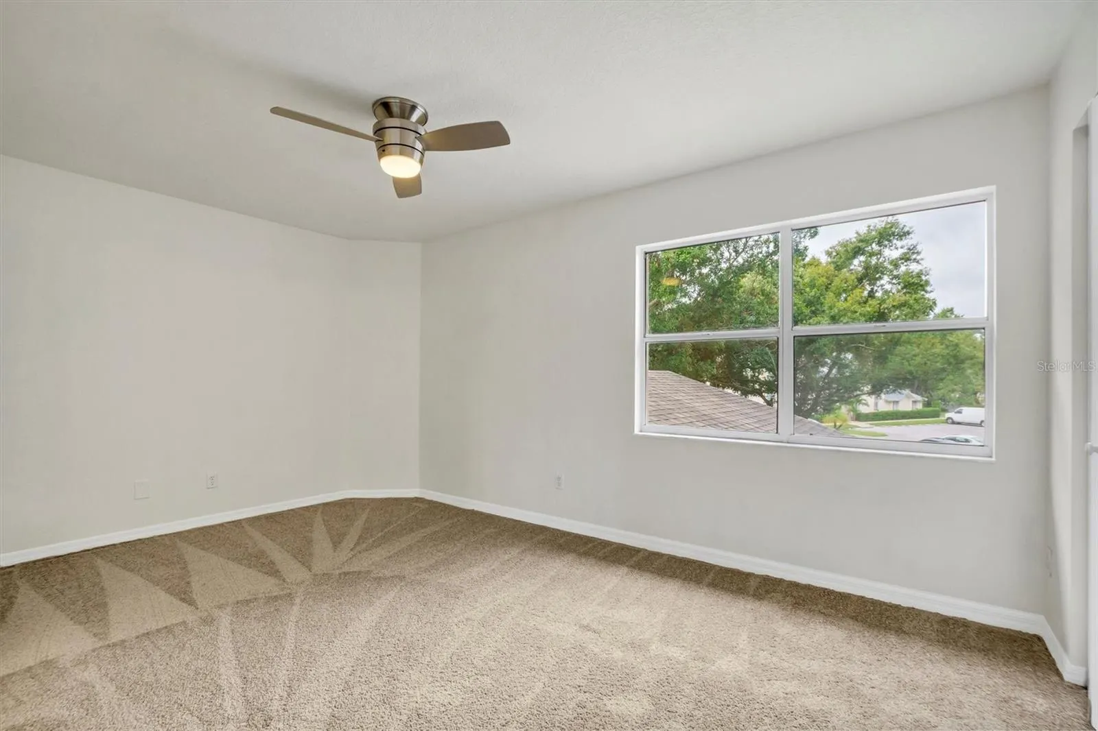 2304 ISLE ROYALE CT SE