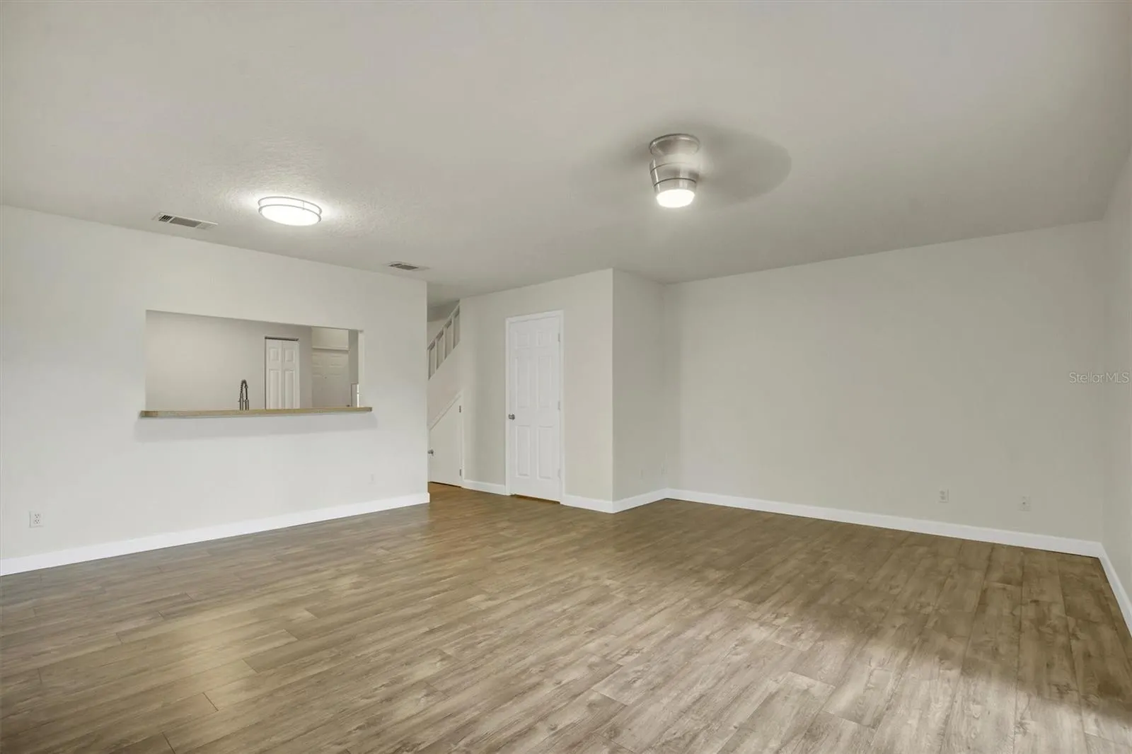 2304 ISLE ROYALE CT SE