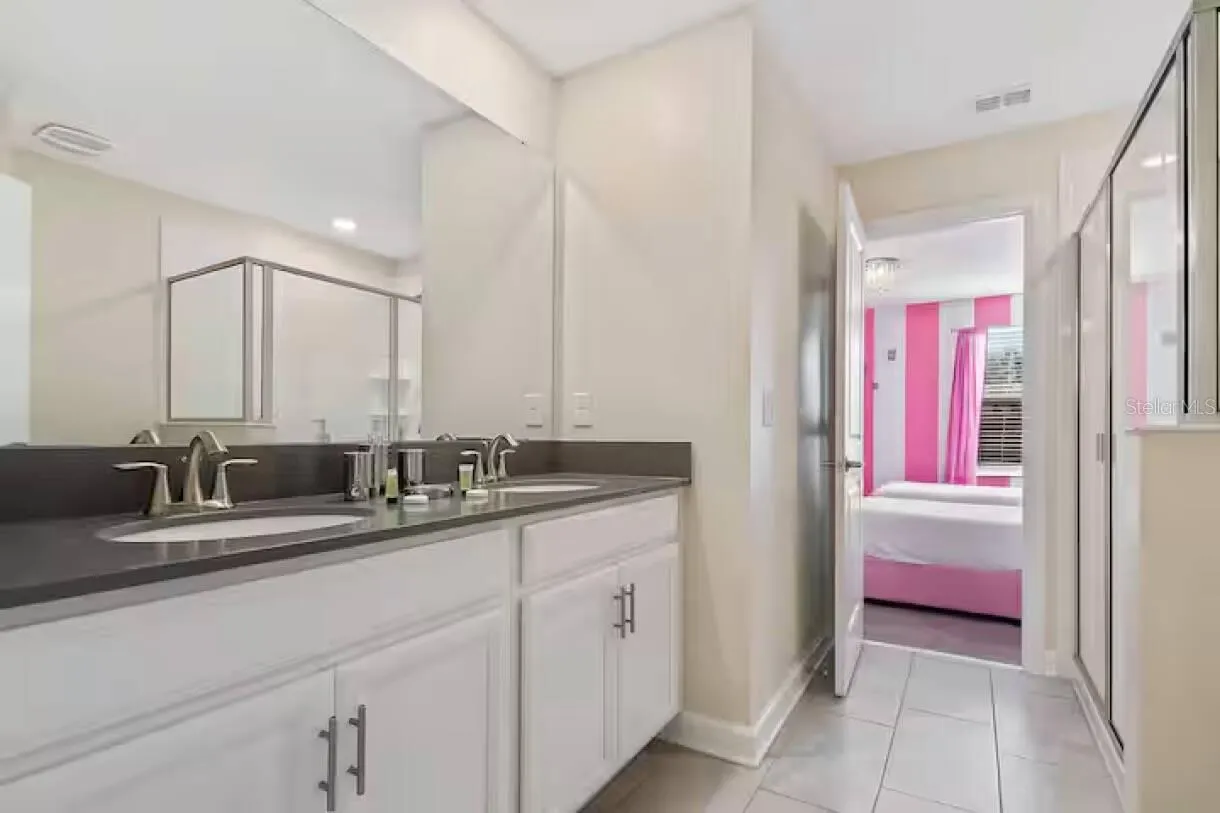 2721 BOOKMARK DR