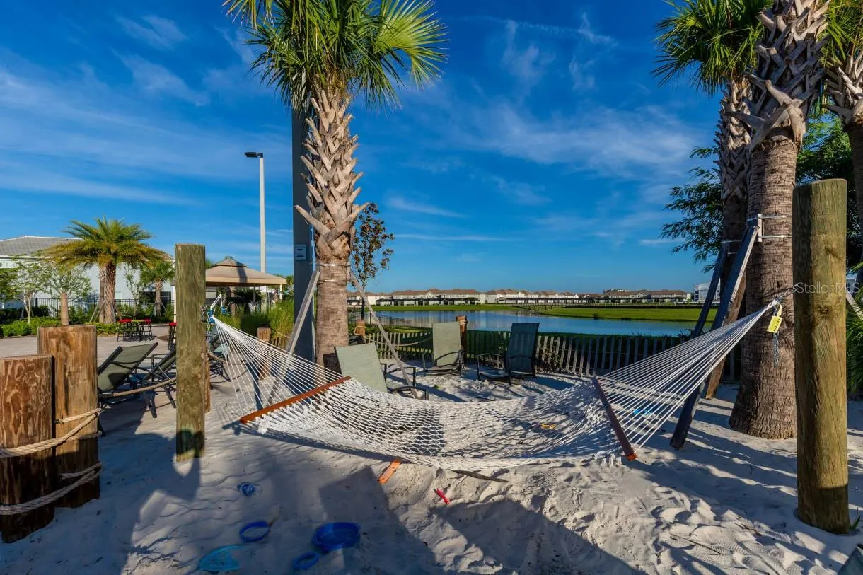 2721 BOOKMARK DR