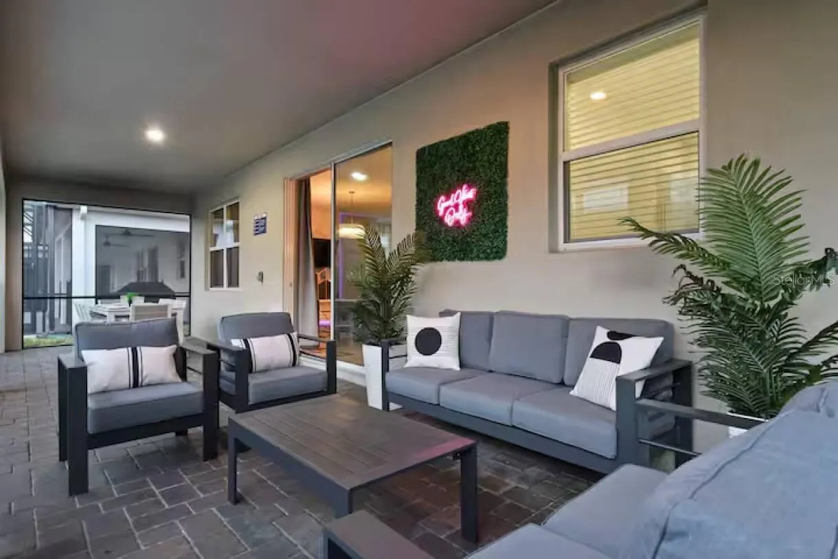 2721 BOOKMARK DR