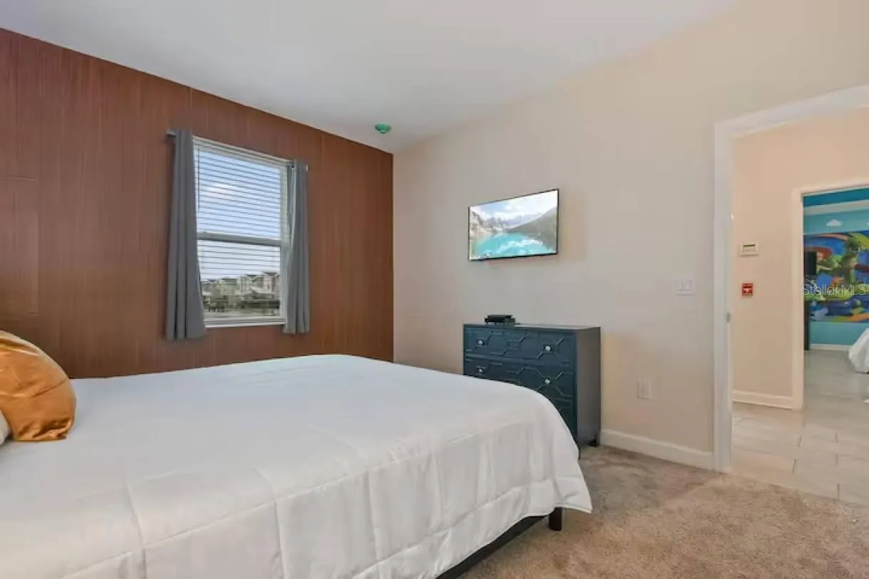 2721 BOOKMARK DR
