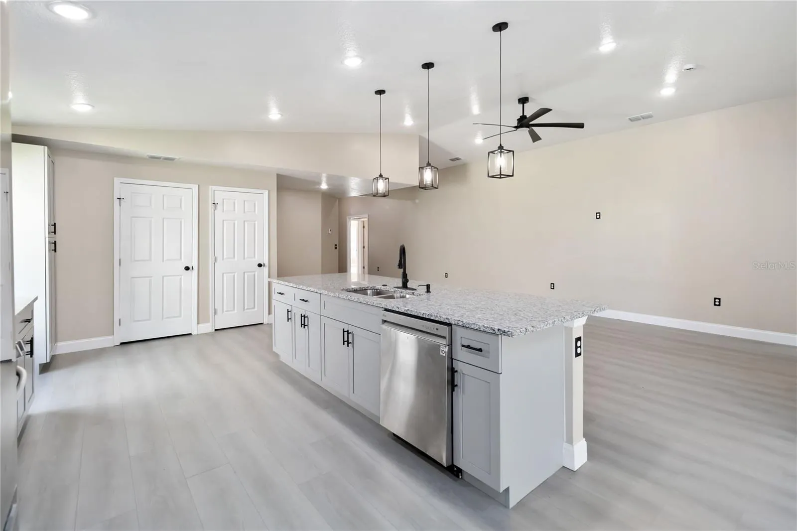 2385 ANDREWS VALLEY DR